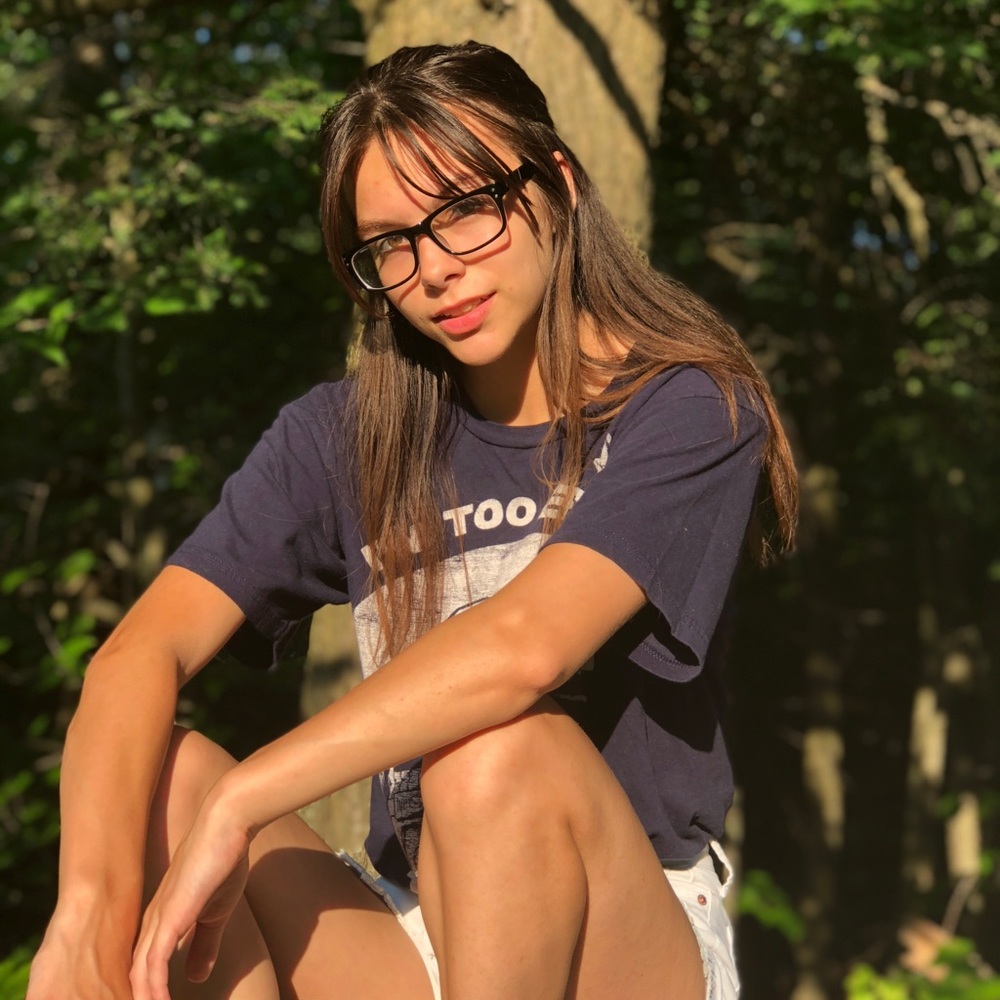 Meet your Posher, Hannah